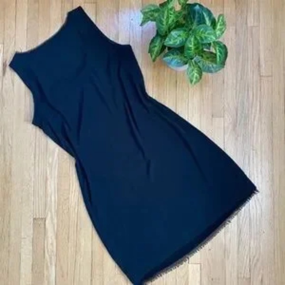 ELLE Black Sleeveless Floral Gemstone Graphic Dress with Fringed Hem Size XS - Picture 10 of 12